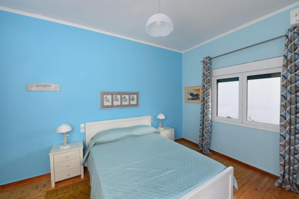 Blue Kyparissia