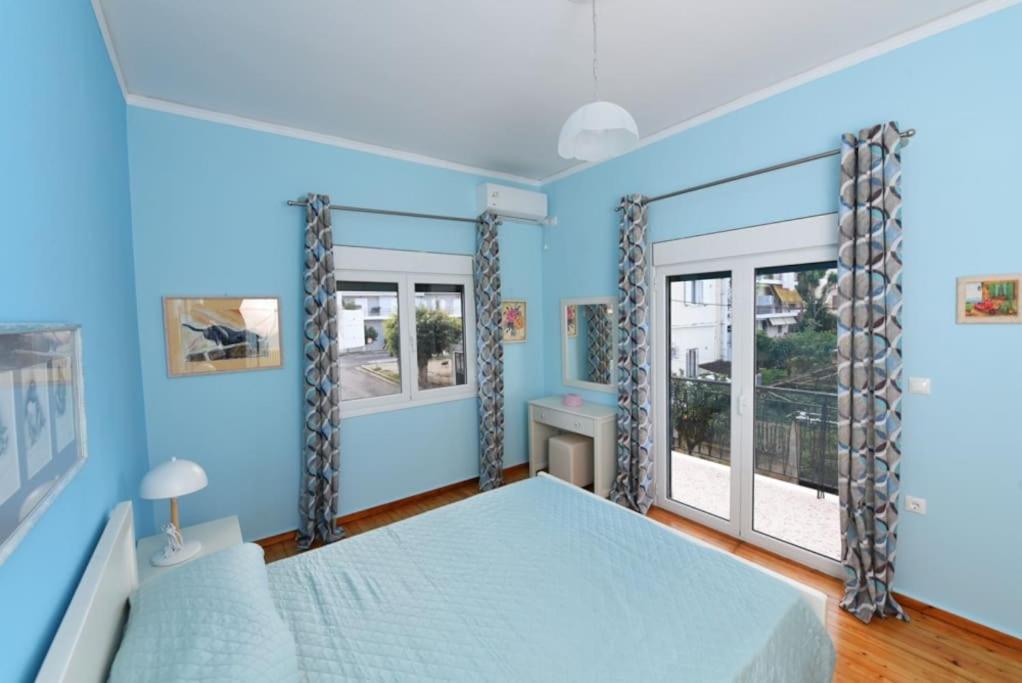 Apartment Blue Kyparissia