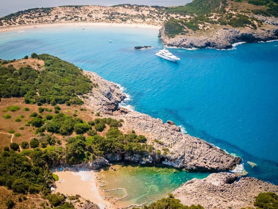 Blue Apartment Kyparissia