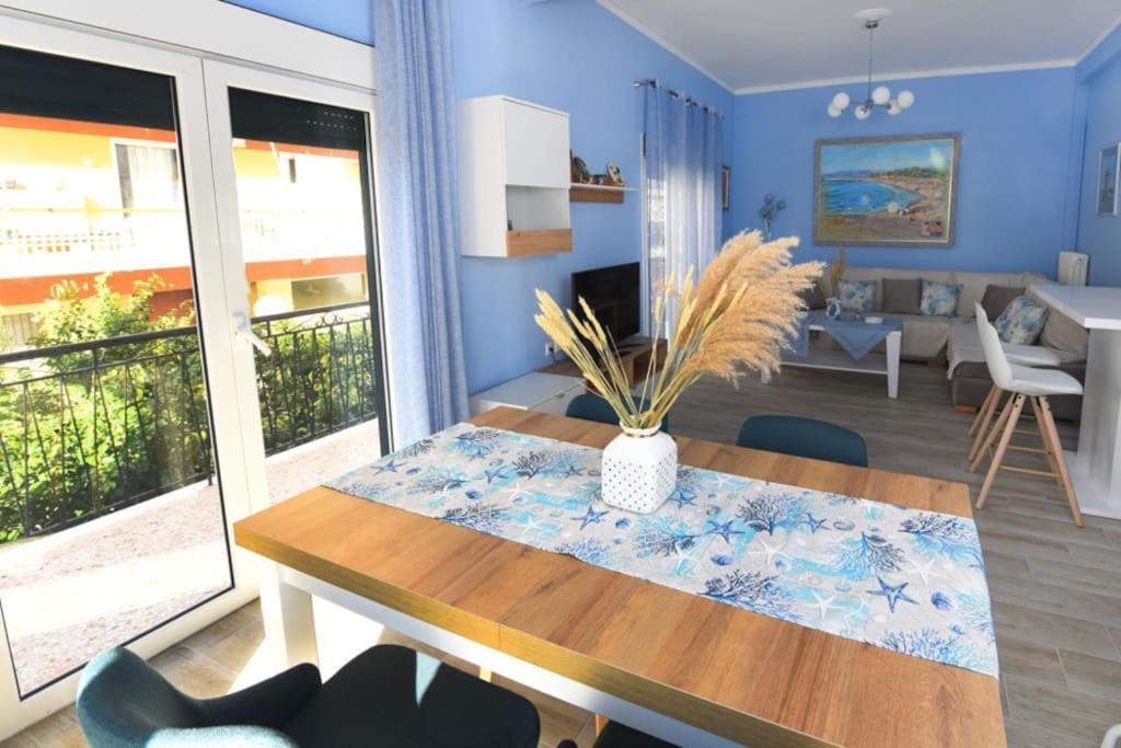 Apartment Blue Kyparissia